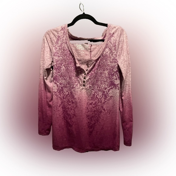 Maurices Ladies size L shirt - Picture 1 of 2